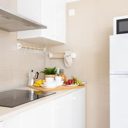 公寓 Home2book Relax White Wood Apartment, Pool
