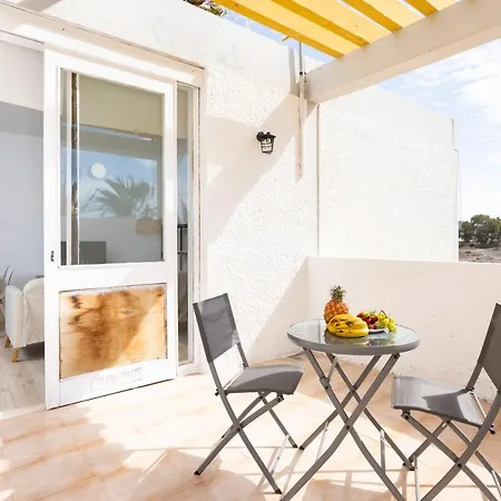 Home2book Relax White Wood Apartment, Pool * コスタ・デル・シレンチオ
